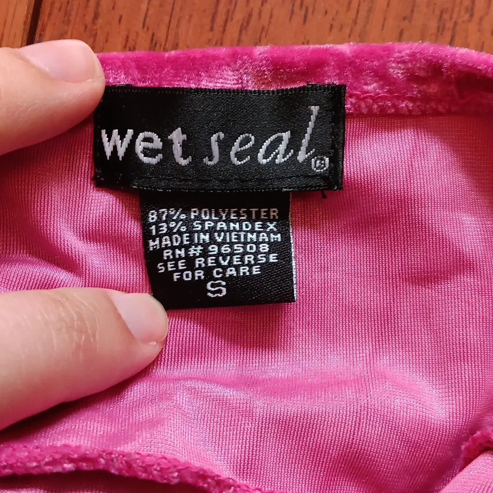 Velvet Halter Top - Picture 6 of 7